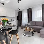 Apartament Sun Towers By Renters