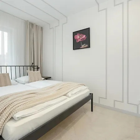 Sun Towers By Renters *