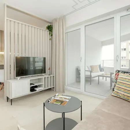 Sun Towers By Renters Lejlighed *